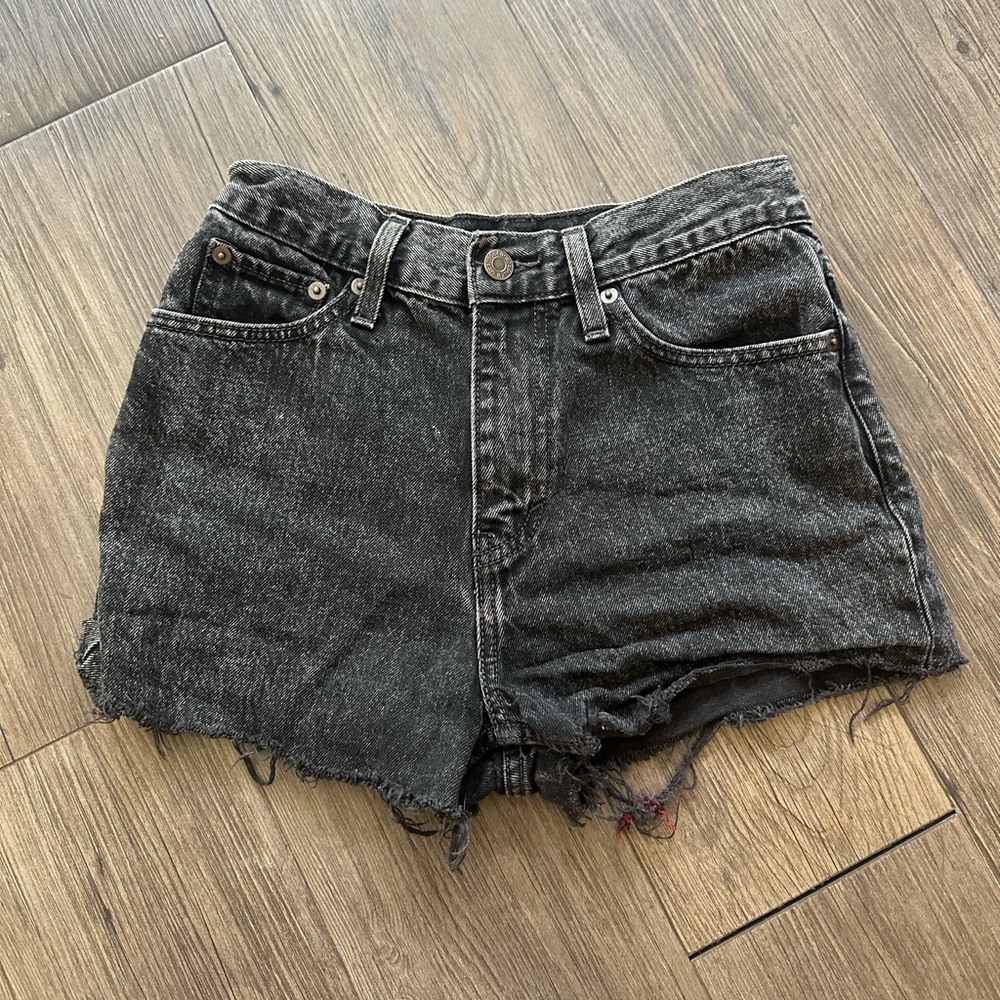 LEVIS DENIM SHORTS
